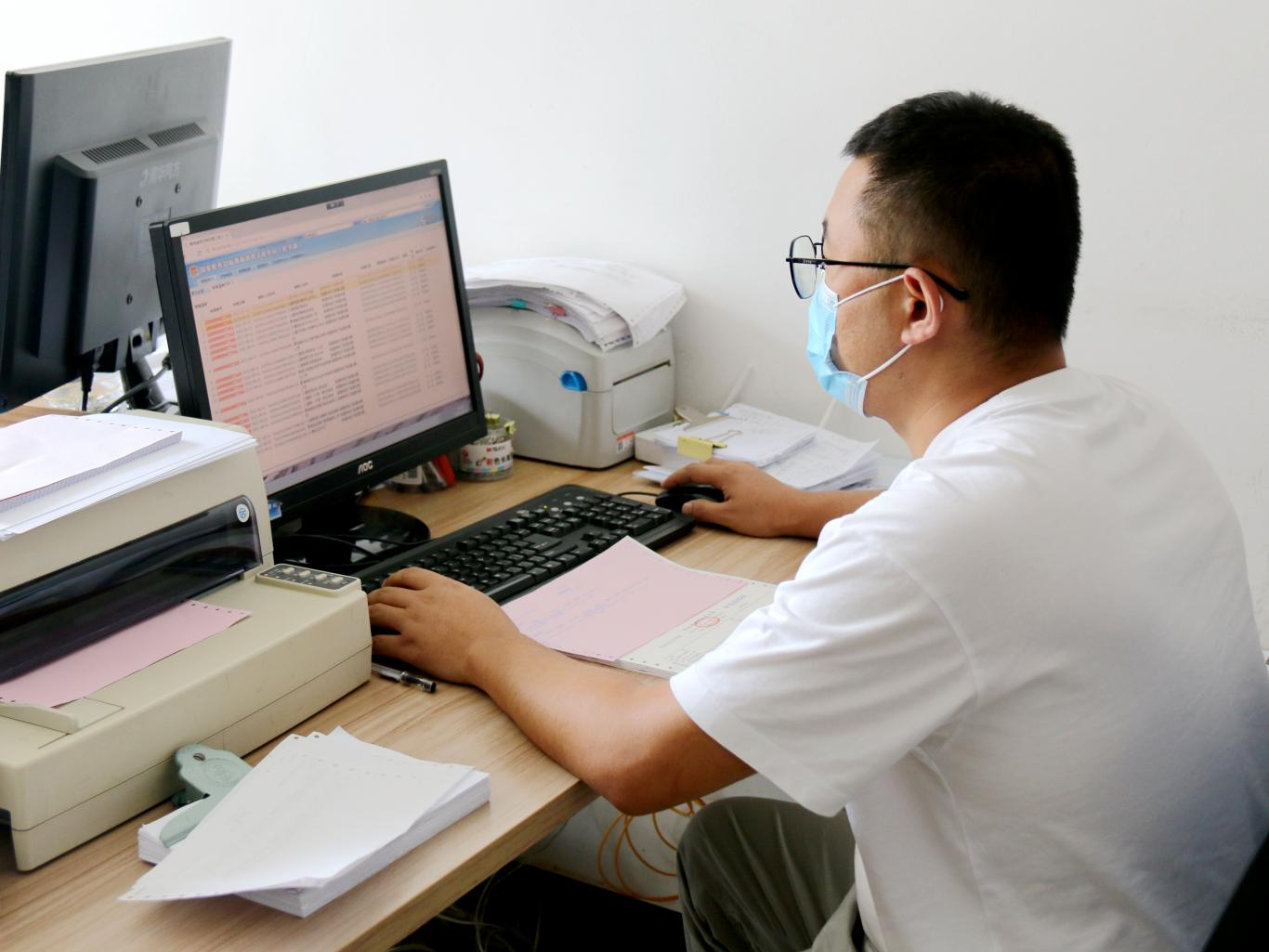 大通税务：线上线下齐发力 纳税服务更便利365买球网站 2022世界杯买球(图1)