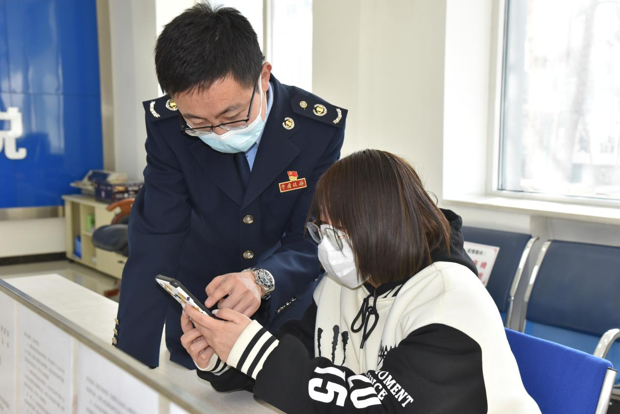 365买球 世界杯买球官网西宁税务：“提醒服务”更贴心的税收服务(图1)