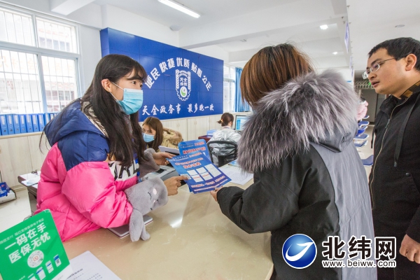 “一站式”代办服务 贴心 服务群众“零距365买球网站 2022世界杯买球离” 暖心(图1)