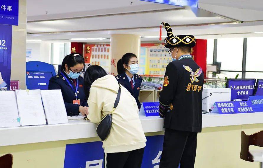 威宁税务：多样化服务满365买球网站 2022世界杯买球足“个性”税需求(图1)