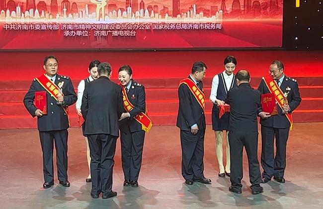 365买球网站 2022世界杯买球“泉城最美税务人”发布仪式举行(图2)