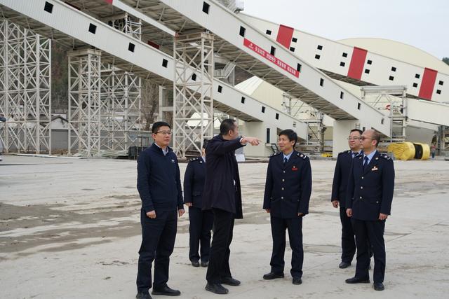365买球网站 2022世界杯买球洛南：“税务管家”护航重点项目顺利推进(图2)