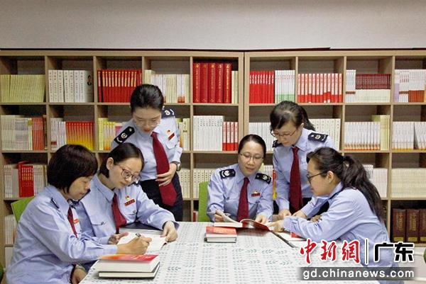 365买球网站 2022世界杯买球广东税务“她力量”撑起税收事业发展的“半边天”(图1)