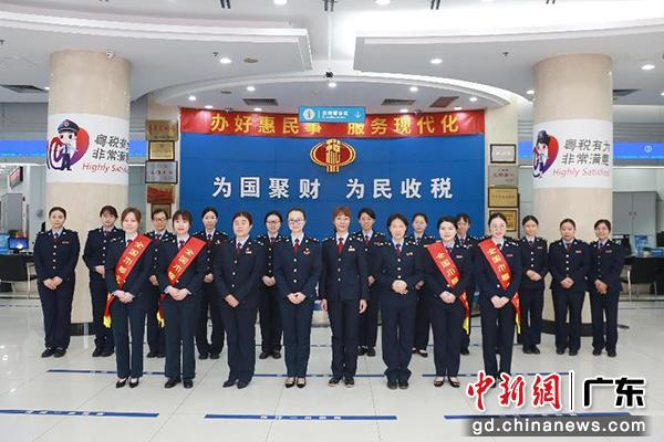 365买球网站 2022世界杯买球广东税务“她力量”撑起税收事业发展的“半边天”(图4)