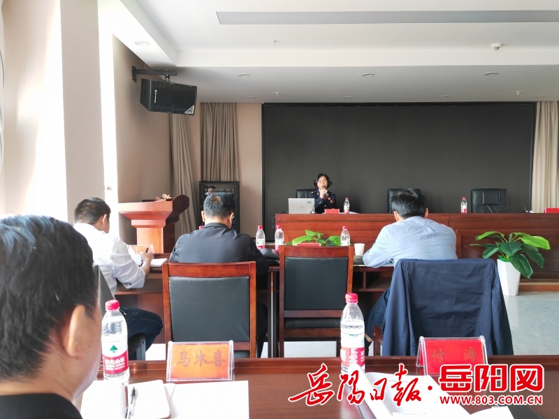 365买球 世界杯买球官网岳阳楼区税务局：税惠春风吹进企业家论坛(图1)