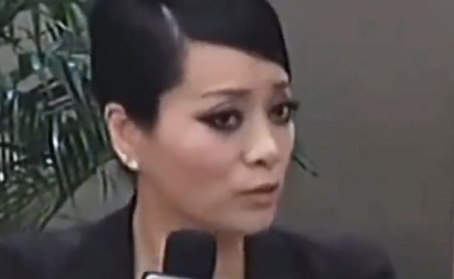 365买球 世界杯买球毛阿敏：两度陷入税务风波险些吞药离世经纪人也受牵连自尽？(图8)