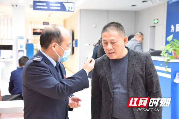 渌口税务：拓展税费“朋友圈” 构建精诚共365买球网站 2022世界杯买球治新格局(图2)