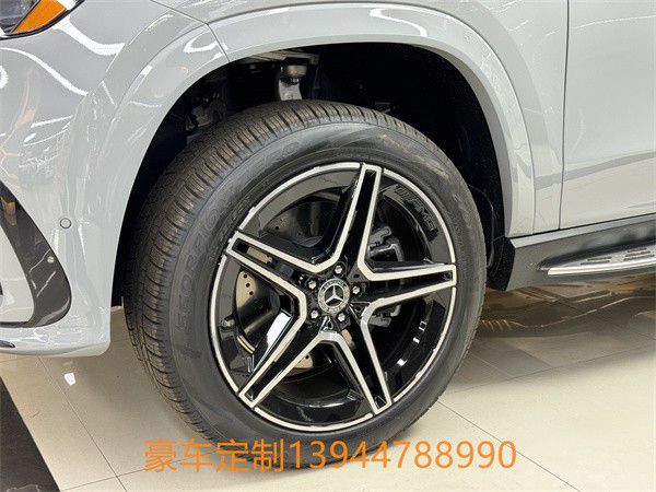 365买球 世界杯买球官网24款奔驰GLS450可单选商务六座布局(图4)