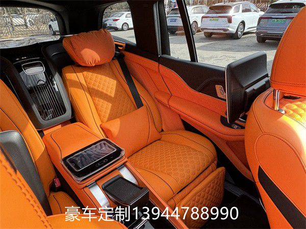 奔驰GLS45365买球 世界杯买球官网0商务版升级豪华晋级迈巴赫(图1)